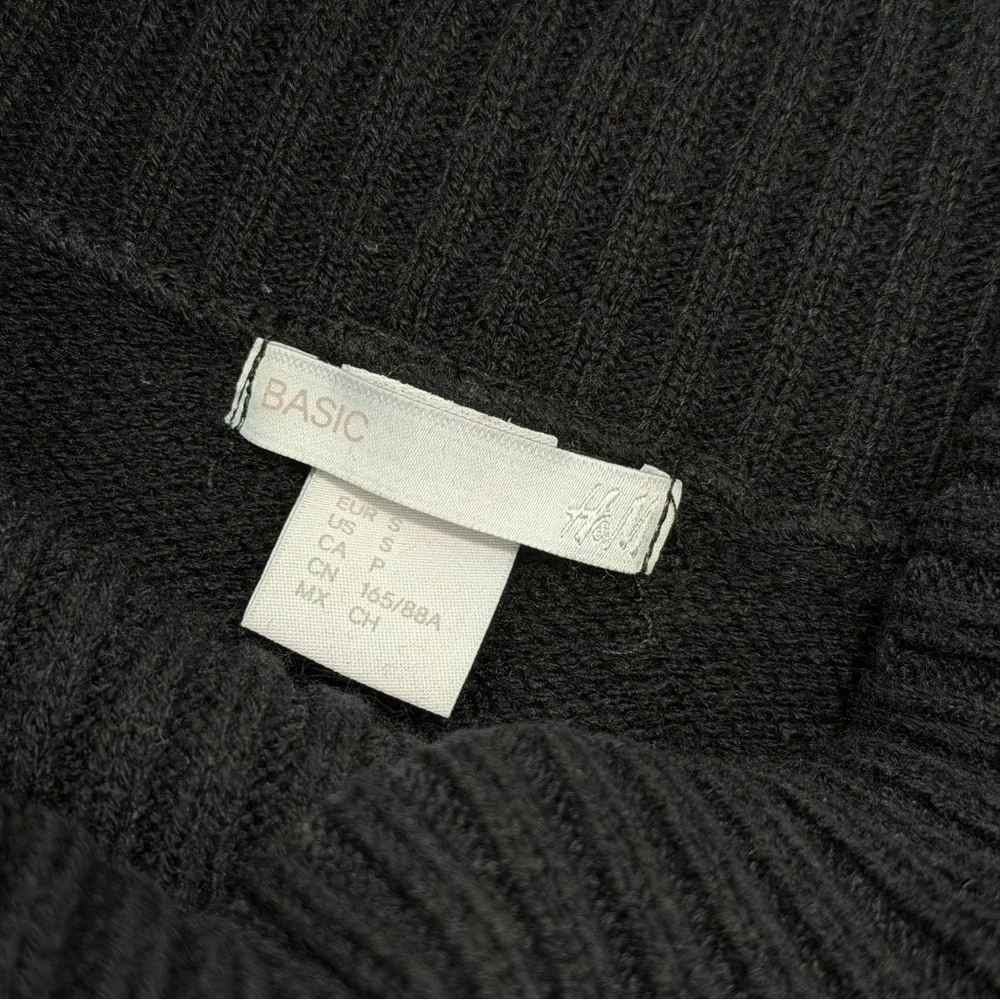 H&M Black Off-Shoulder Ribbed Knit Sweater Dress - Picture 5 of 6